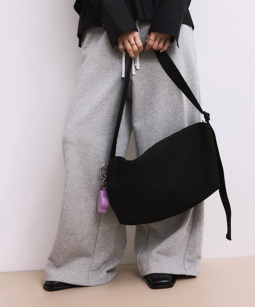 メッシュショルダーバッグ