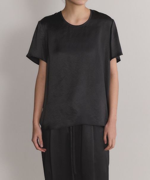 【EMOELLE】サテンTブラウス