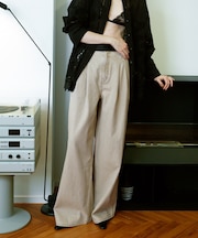 【EMOELLE】ドレスデニムパンツ（バイオ加工）