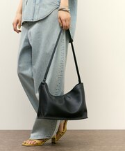 スクエアショルダーバッグ