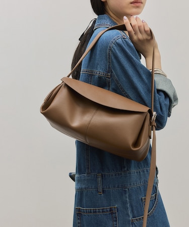 【サステナブル】フラップショルダーバッグ