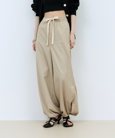 【WEB限定】サイドスリットパンツ