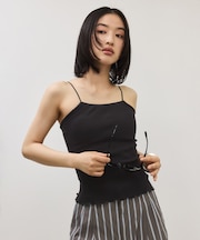 カップ付きキャミソール