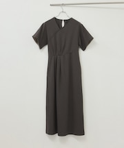 【WEB限定】アシンメトリータックワンピース