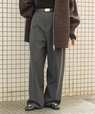 ガチャベルト付きTRWスラックス
