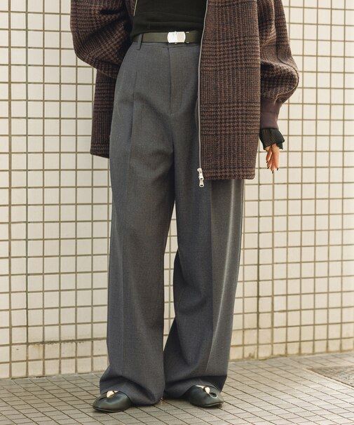 ガチャベルト付きTRWスラックス