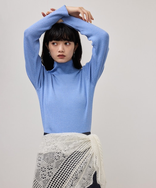 【WEB限定】ラメリブタートルネックプルオーバー