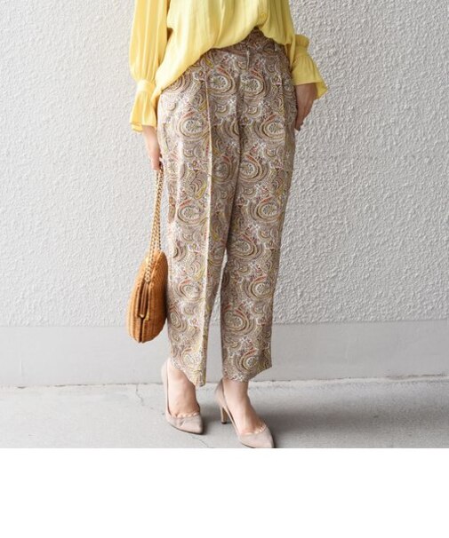 リバティプリントテーパードパンツ◇