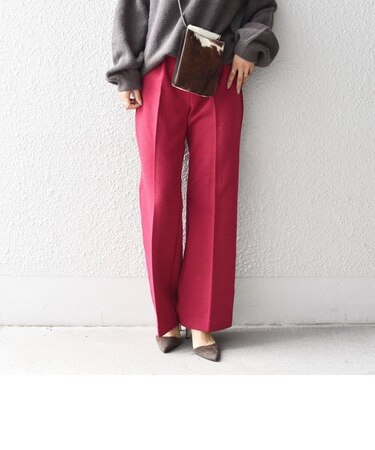 センタープレスセミフレアパンツ