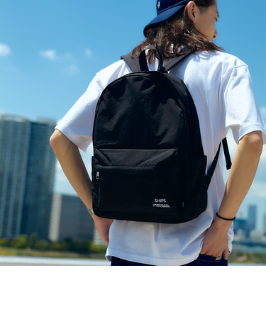 【WEB限定】SHIPS: COPYRIGHT ロゴ 60/40クロス バックパック