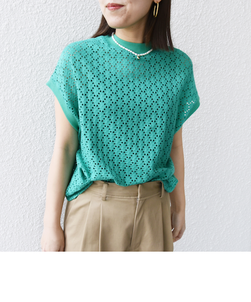 【WEB限定】〈手洗い可能〉アイレット クルーネック プルオーバー