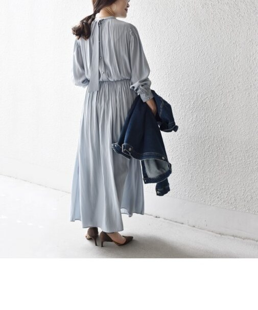 【WEB限定】〈手洗い可能〉シャーリングバックタイワンピース◇