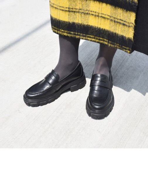 チャンキーソールローファー◇