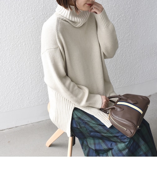 〈手洗い可能〉サイド スリット タートル プルオーバー