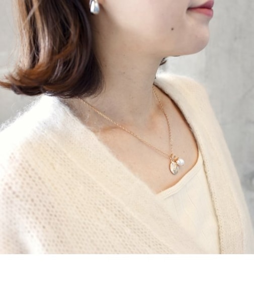 *パールモチーフイニシャルネックレス◇