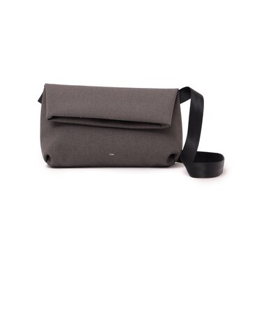 Filer:  〈撥水加工〉 口折れ フラップ トロピカル ショルダー バッグ