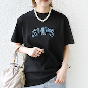 【WEB限定】 SHIPS ラウンド プリント ロゴ TEE