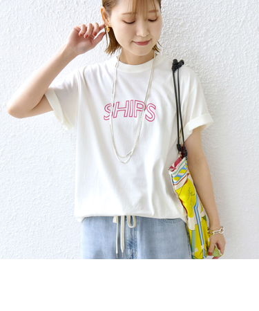 【WEB限定】 SHIPS ラウンド プリント ロゴ TEE