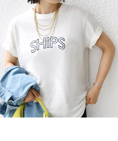 【WEB限定】 SHIPS ラウンド プリント ロゴ TEE