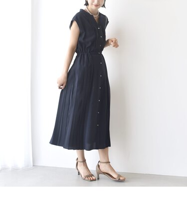 【WEB限定】〈洗濯機可能〉ドット 花柄 サイド プリーツ フレンチスリーブ ワンピース