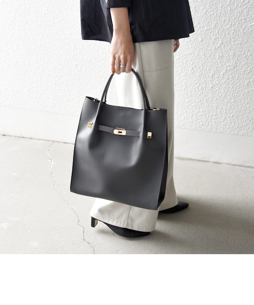 《一部追加予約》SHIPS any: A4 メタル フィッティング トート バッグ