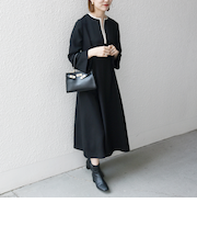 《一部追加予約》【WEB限定】SHIPS any: ダブルクロス ウエスト タック Aライン ワンピース ［NAVY BLUE］