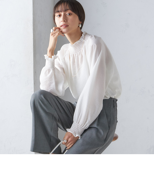 〈洗濯機可能〉シャーリング ネック 長袖 ブラウス