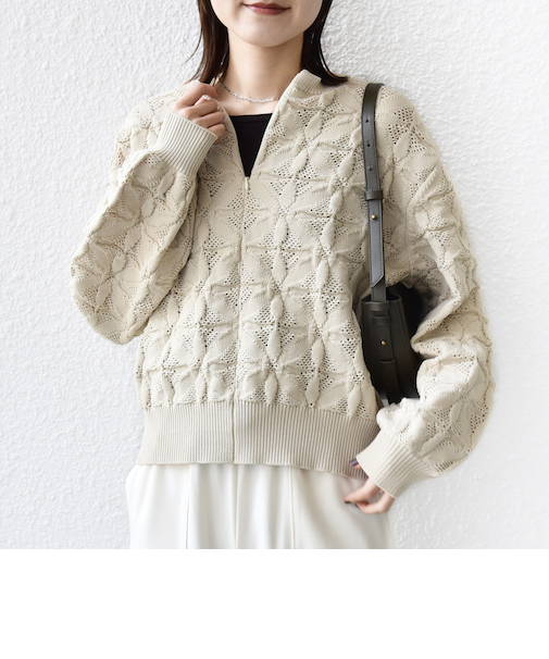 《一部予約》【WEB限定】〈洗濯機可能〉2WAY フラワー ジャカード ハーフ ジップ プルオーバー