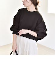 《一部追加予約》quaranciel:〈洗濯機可能〉ポンチ バックジップ ドルマン プルオーバー