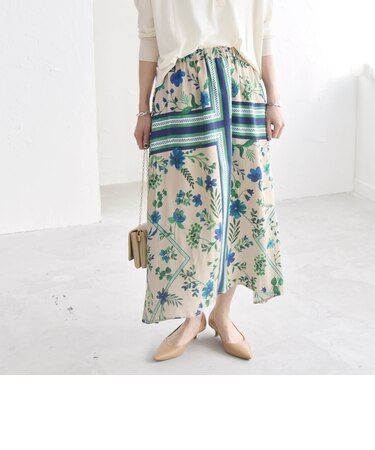 quaranciel: SPRINTEX フラワーパネル柄 スカーフ フレア スカート