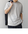 ベージュ