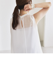quaranciel:〈洗濯機可能〉シアー ハイネック ノースリーブ ギャザー ブラウス