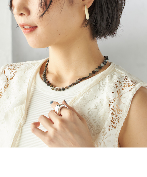 DECOUVERTE 18K フラワー シェル ネックレス DECOUVERTE 18K フラワー シェル ネックレス DECOUVERTE 18K