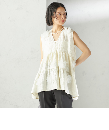 TORRAZZO DONNA:〈手洗い可能〉フラワー ティアード ブラウス