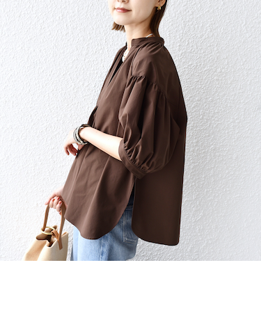 〈接触冷感 / 撥水加工〉TEX BRID(R)タフタ スキッパー 5分袖 ブラウス