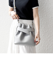 《一部予約》SHIPS any: ベルト デザイン 巾着 ショルダー バッグ