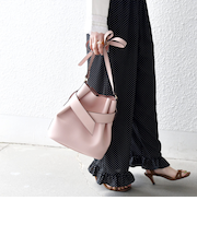 《一部予約》SHIPS any: ベルト デザイン 巾着 ショルダー バッグ