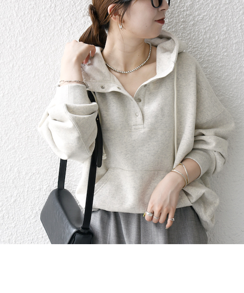 パーカー（ベージュ）の通販｜&mall（アンドモール）三井ショッピング