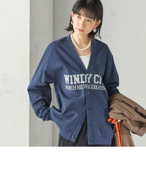 【SHIPS別注】Odub:Vネック ロゴ カーディガン