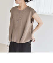 quaranciel:〈手洗い可能〉カット ジョーゼット ドロスト ジップ ベスト