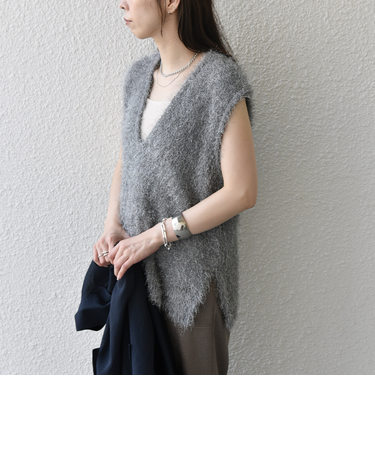 SHIPS Colors:〈手洗い可能〉フェイク フェザー Vネック ベスト◇
