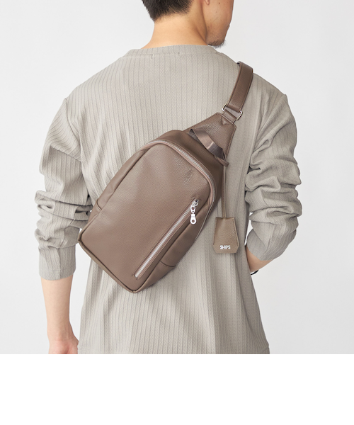 Dropdead 合成皮革 ショルダーバッグ 2color ／ 大容量 】フェイクシボレザーワンハンドルショルダー