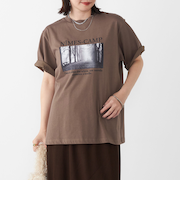 SHIPS Colors:〈接触冷感・UVカット〉AVENUE フォト Tシャツ◇