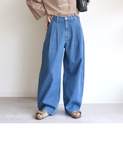 【WEB限定】〈洗濯機可能〉2タック カーブ デニム パンツ