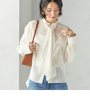 〈手洗い可能〉シアー リボン タイ ブラウス