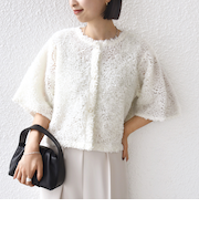 《予約》little black:〈手洗い可能〉パール 釦 フリル チュール 半袖 ブラウス