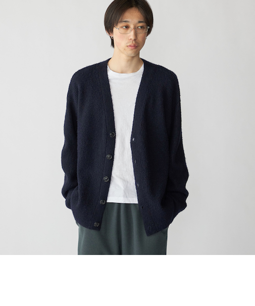 City Ambient Products: AZE Vネック カーディガン