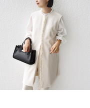 【SHIPS別注】kaene:〈洗濯機可能〉ダンボール フリル ロング ジレ（セレモニー対応可）