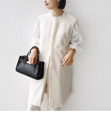 【SHIPS別注】kaene:〈洗濯機可能〉ダンボール フリル ロング ジレ（セレモニー対応可）