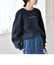《予約》quaranciel:〈洗濯機可能〉スタッズ ロゴ ダンボール スウェット プルオーバー
